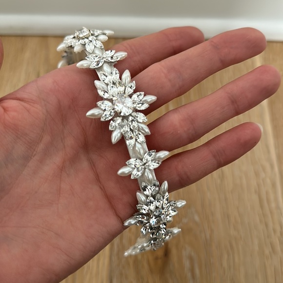 Pnina Tornai Swarovski Crystal and Pearl Cluster Wedding Headband Head Piece NWT - Picture 3 of 11